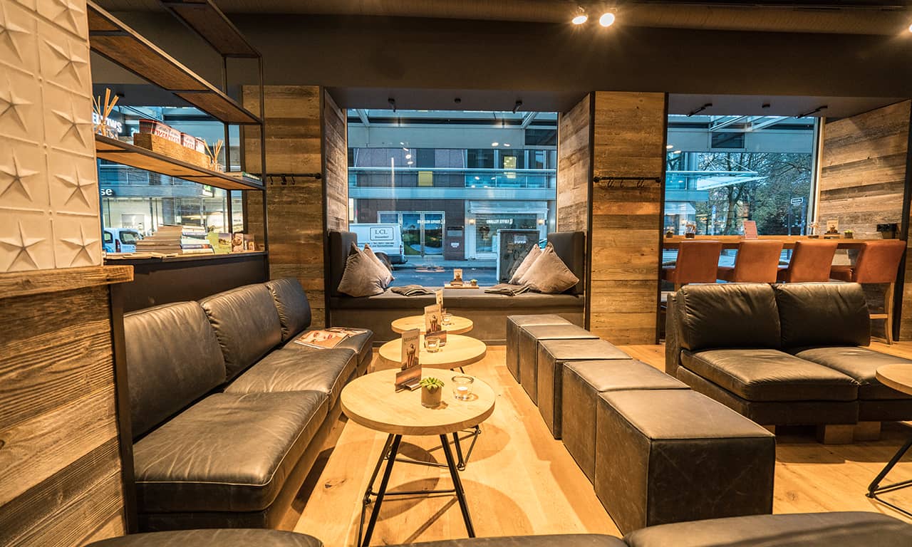 Mobilier Modular Versus Fix